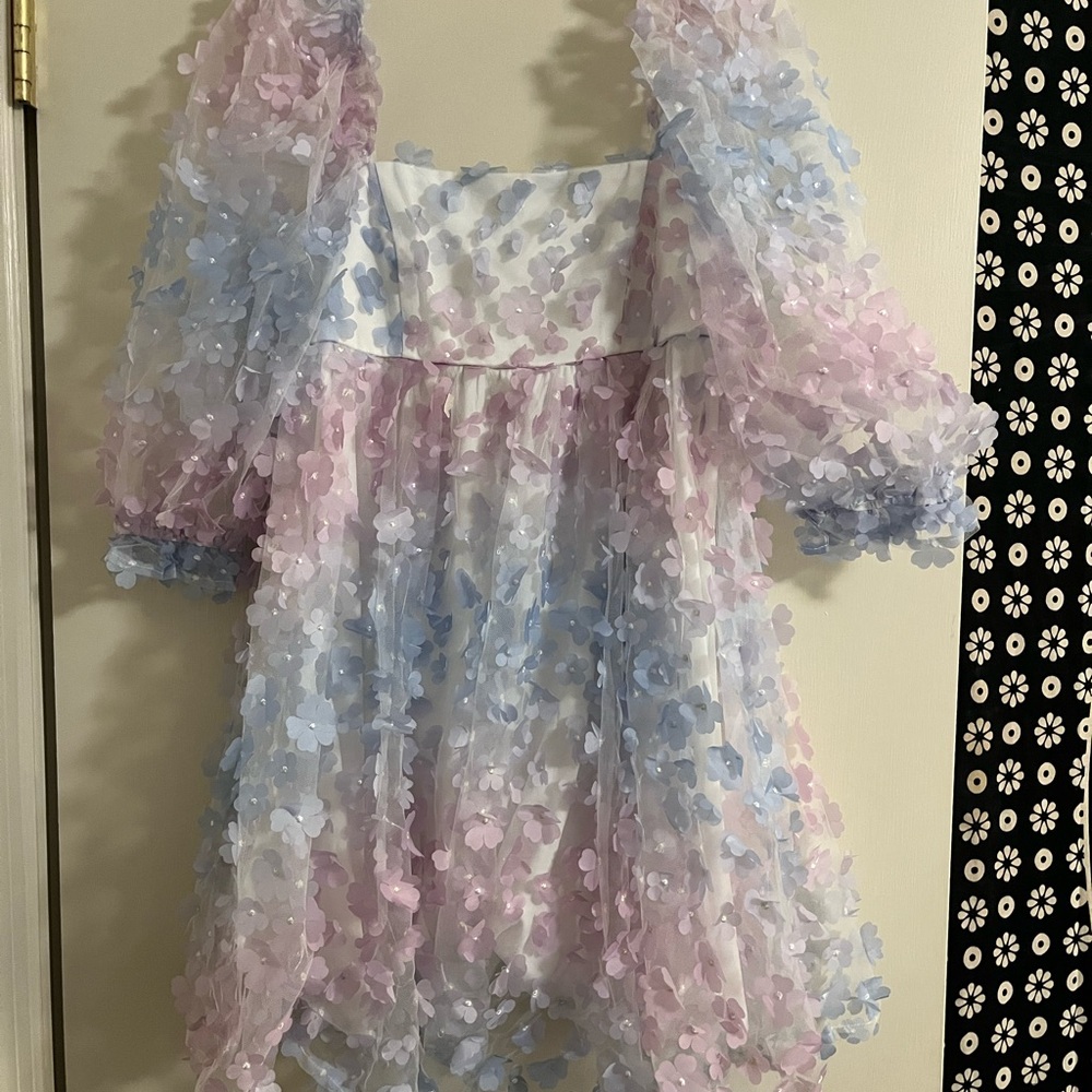 Storia pastel Dress with Floral Accents